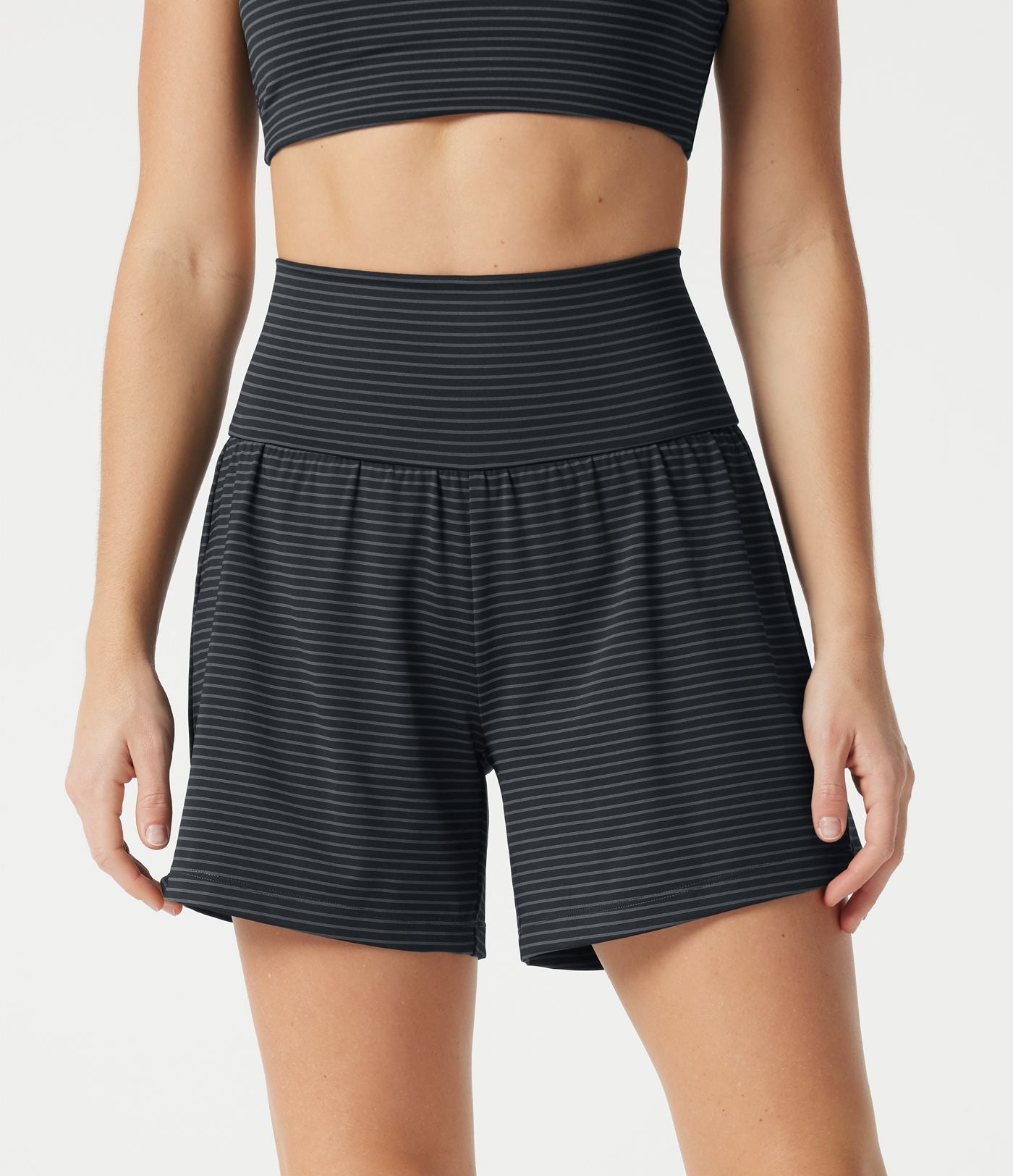 Short de yoga rayé 2-en-1 taille très haute 12,5 cm avec poches
