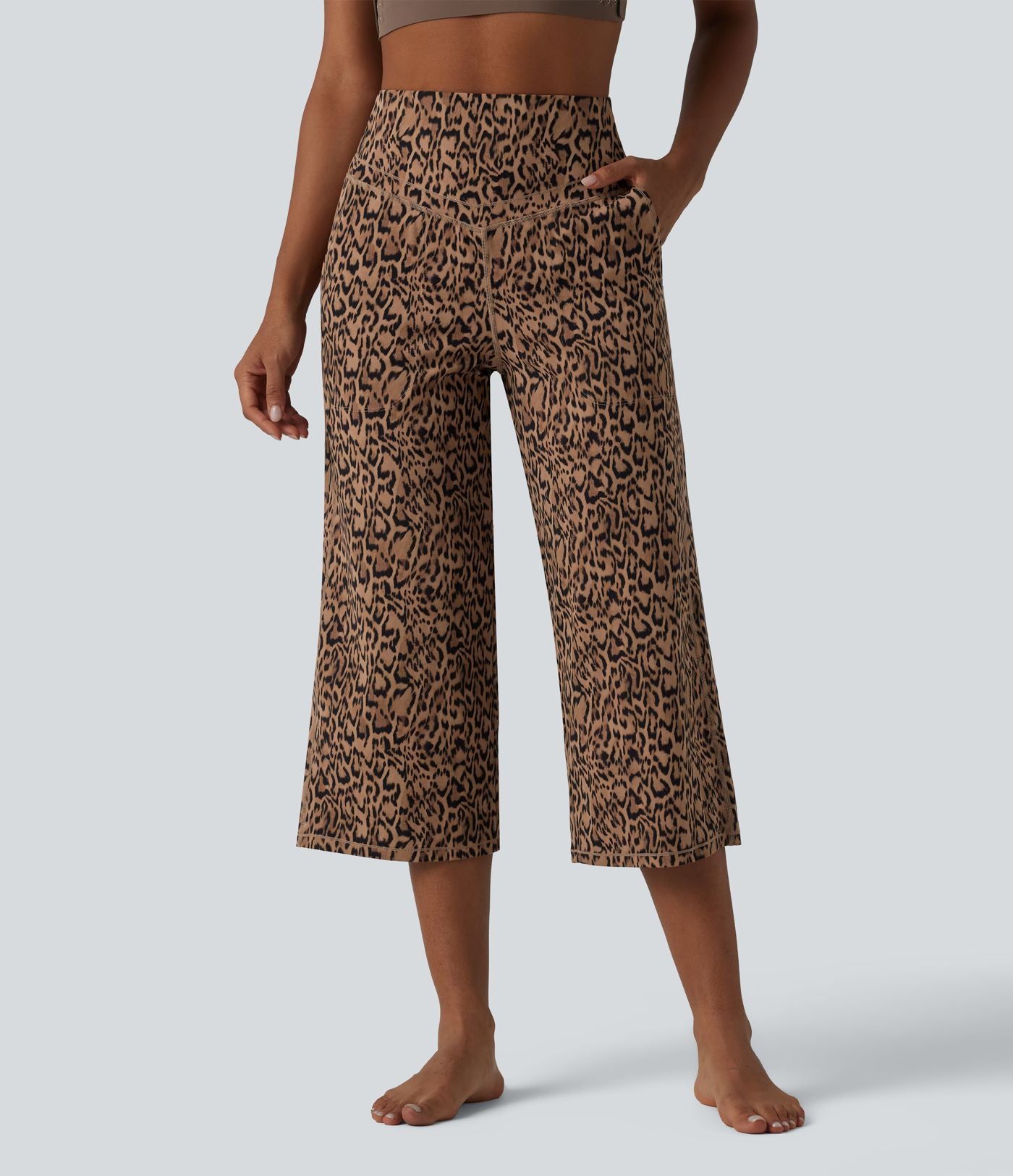 Halara UltraSculpt™ Pantalon de yoga court imprimé léopard ventre plat coupe droite taille haute avec poches