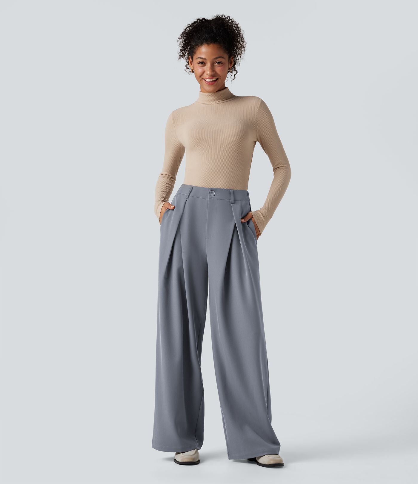 Pantalon tailleur large, taille haute, à poches