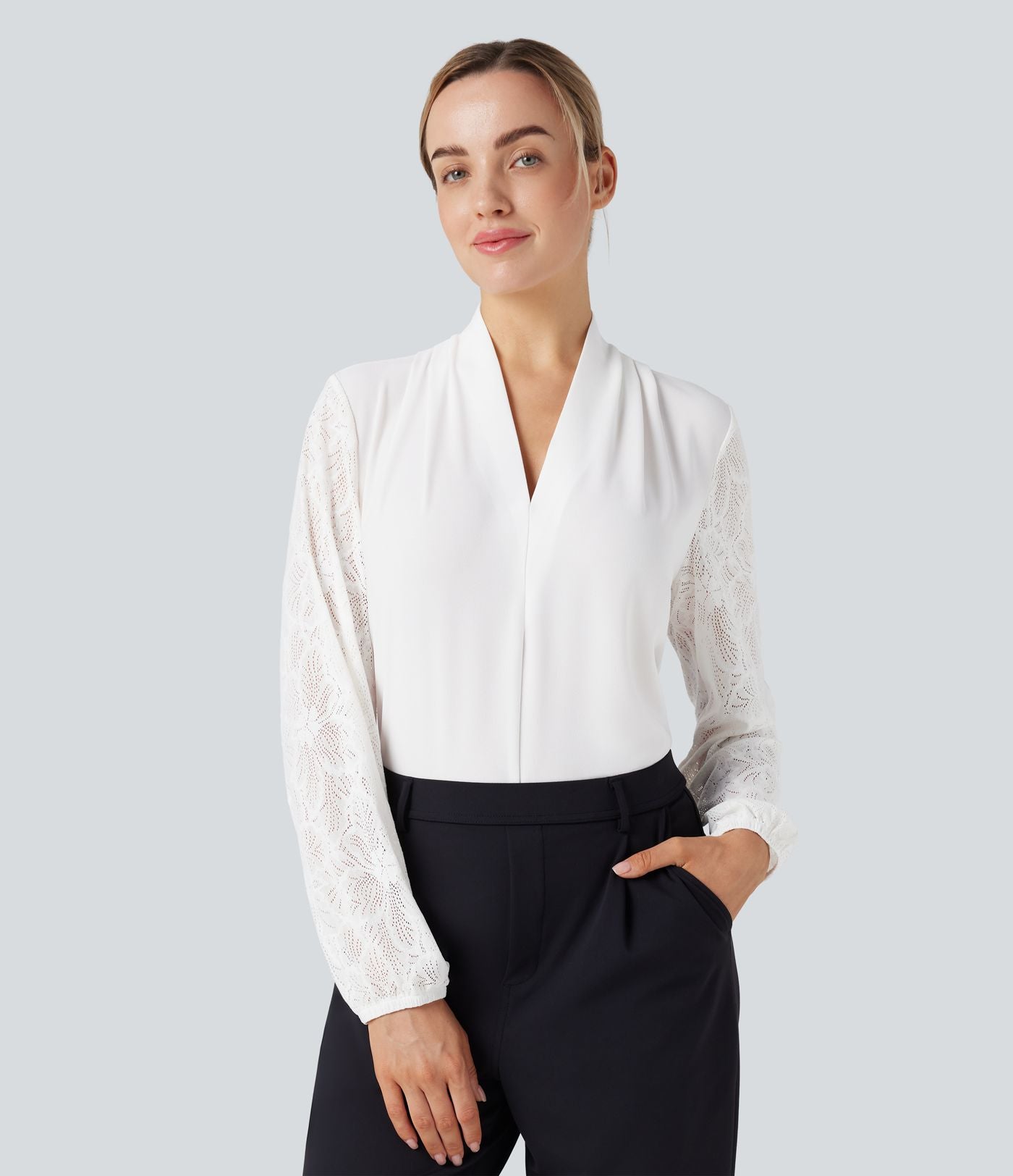 Blouse col V manches longues dentelle contrastante