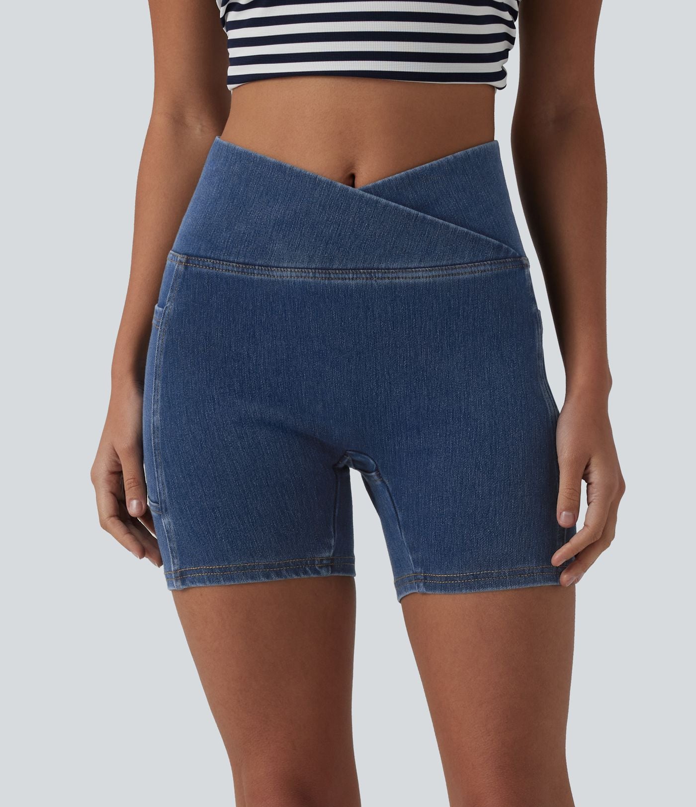Short denim skinny décontracté Halara Flex™ croisé gainant taille haute 12,5 cm avec poches