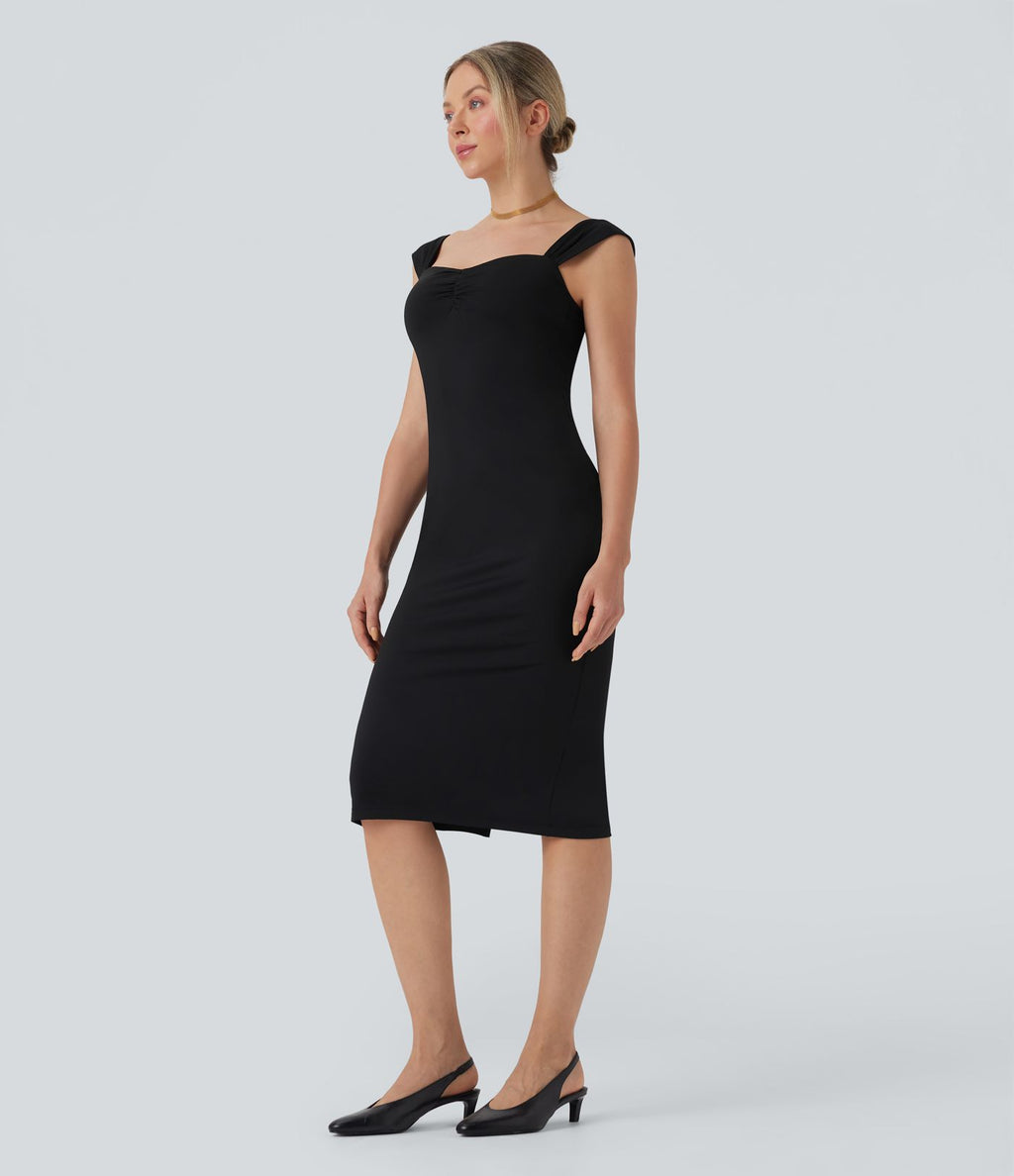 Robe moulante mi-longue décolleté cœur