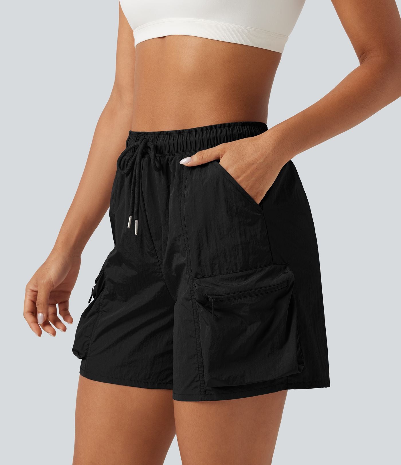 Short cargo de sport taille haute avec cordon de serrage et poches