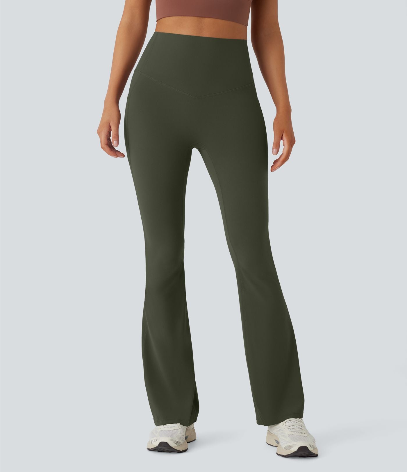 Pantalon de yoga à coupe bootcut gainant taille haute avec poches Halara UltraSculpt™
