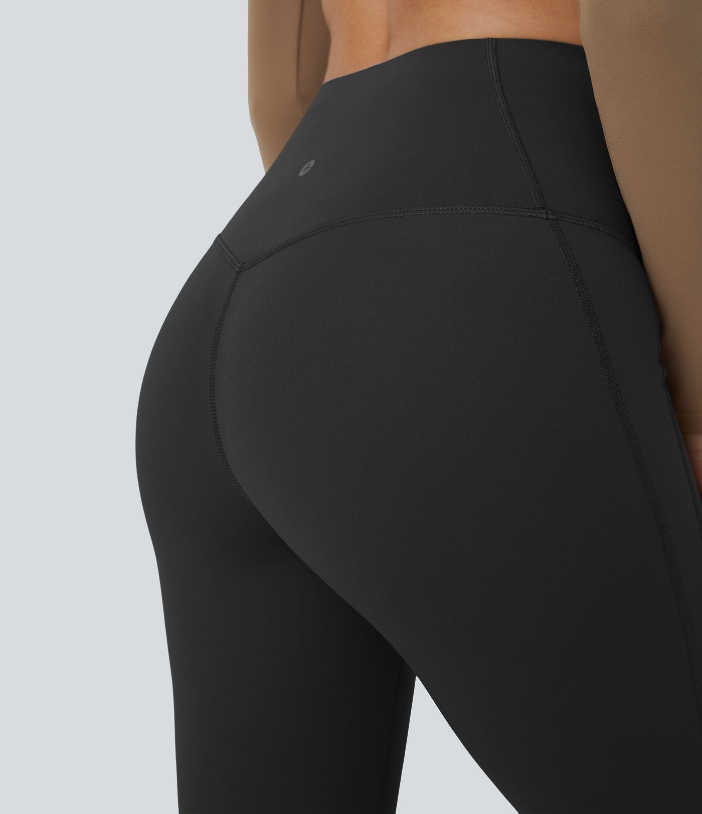 Pantalon 7/8 d'entraînement gainant galbant taille haute avec poches Halara UltraSculpt™