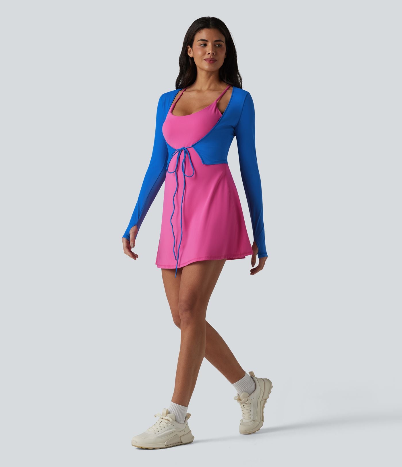 Haut de yoga court SoftlyZero™ Plush manches longues avec trous pour les pouces et nœud frontal