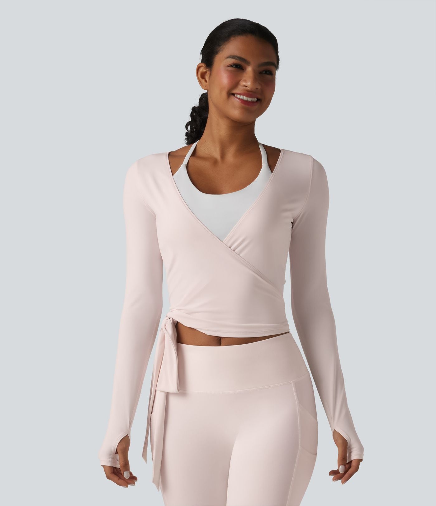 Haut de yoga à manches longues et bretelles croisées, toucher doux, protection solaire UPF50+