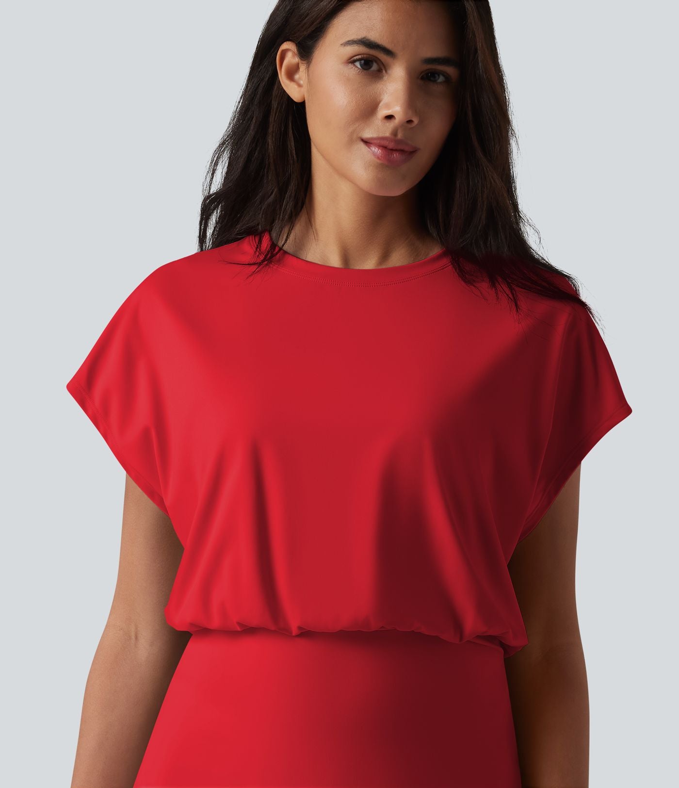 Robe de sport mini de yoga SoftlyZero™ Airy 2-en-1 effet frais InstantCool col rond à manches courtes, demi-zip et poches, accès facile Easy Peasy