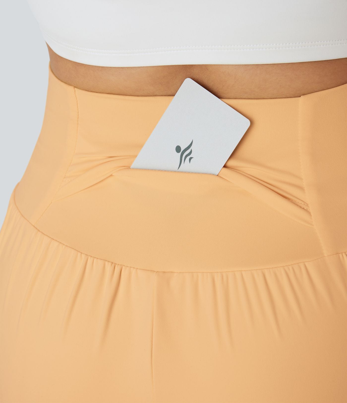 Short yoga 2-en-1 SoftlyZero™ Airy effet frais InstantCool taille très haute 12,5 cm avec poches, longueur allongée