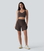 SoftlyZero™ QuickDry Short running 2-en-1 gainant taille haute à pois réfléchissants et ourlet croisé 17,5 cm avec poches