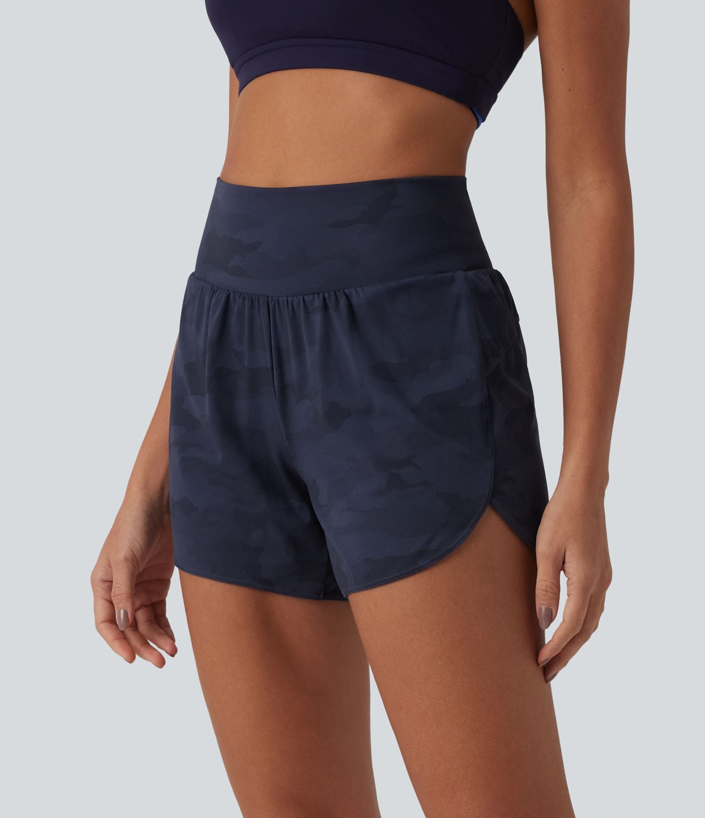 Short de running 2 en 1 Halara UltraSculpt™ gainant imprimé camouflage, taille haute, ourlet incurvé, 10 cm, avec poche