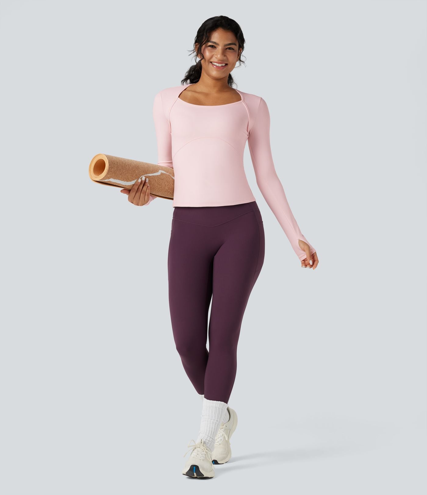 Top de sport yoga SoftlyZero™ Plush manches longues avec trous pouces