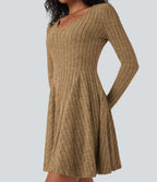 Robe décontractée mini évasée maille côtelée col V manches longues