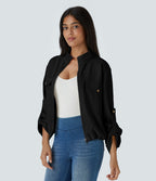 Blouson décontracté à col montant, manches retroussables, poches à rabat, cordon de serrage intérieur et fermeture éclair