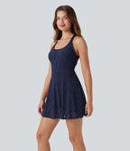 Robe-short 2-en-1 mini de danse active avec dos nu, détail torsadé, dentelle et poches-Easy Peasy