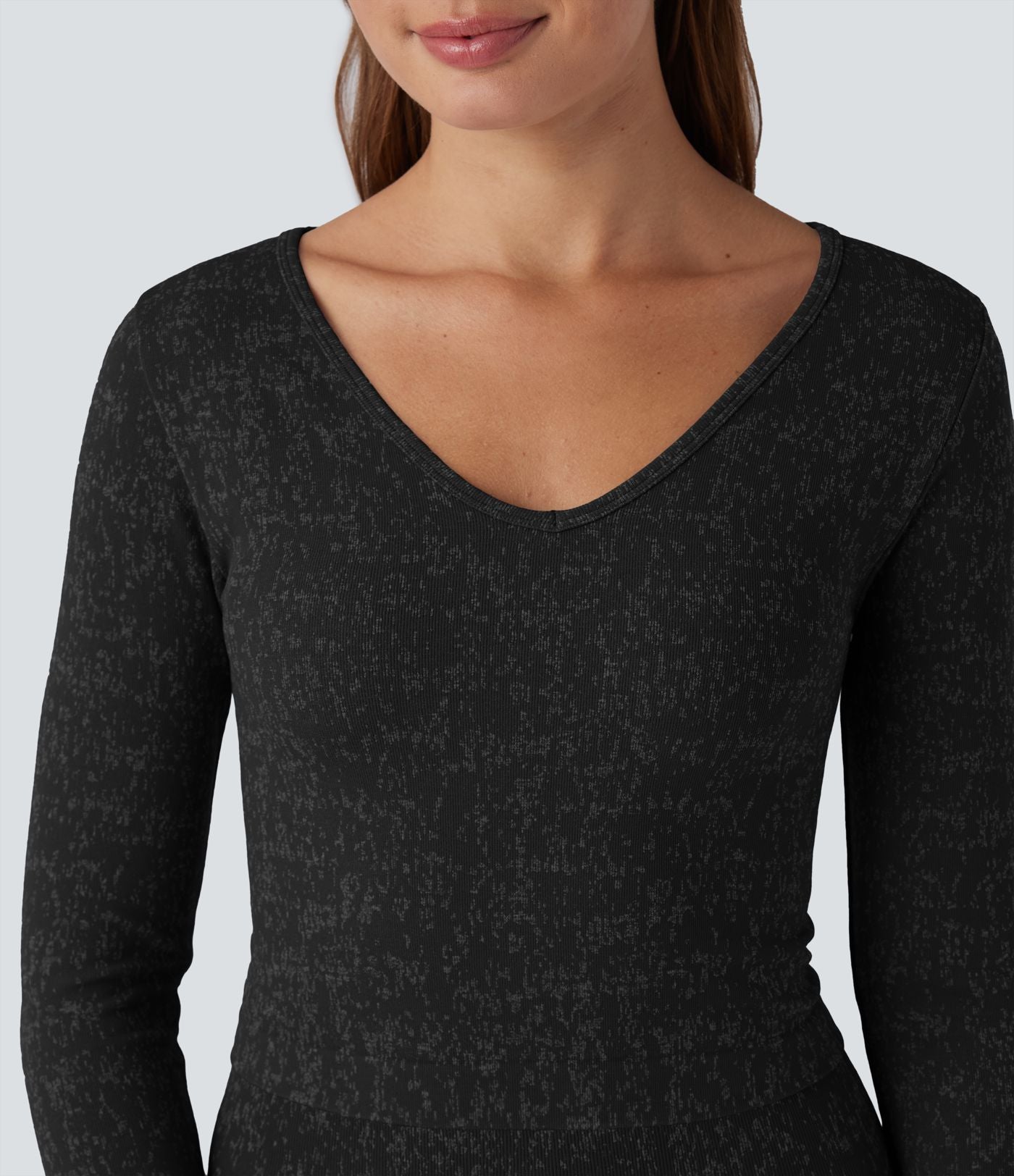 Top de sport yoga court OneForm Seamless Flow col V à manches longues avec passage de pouce