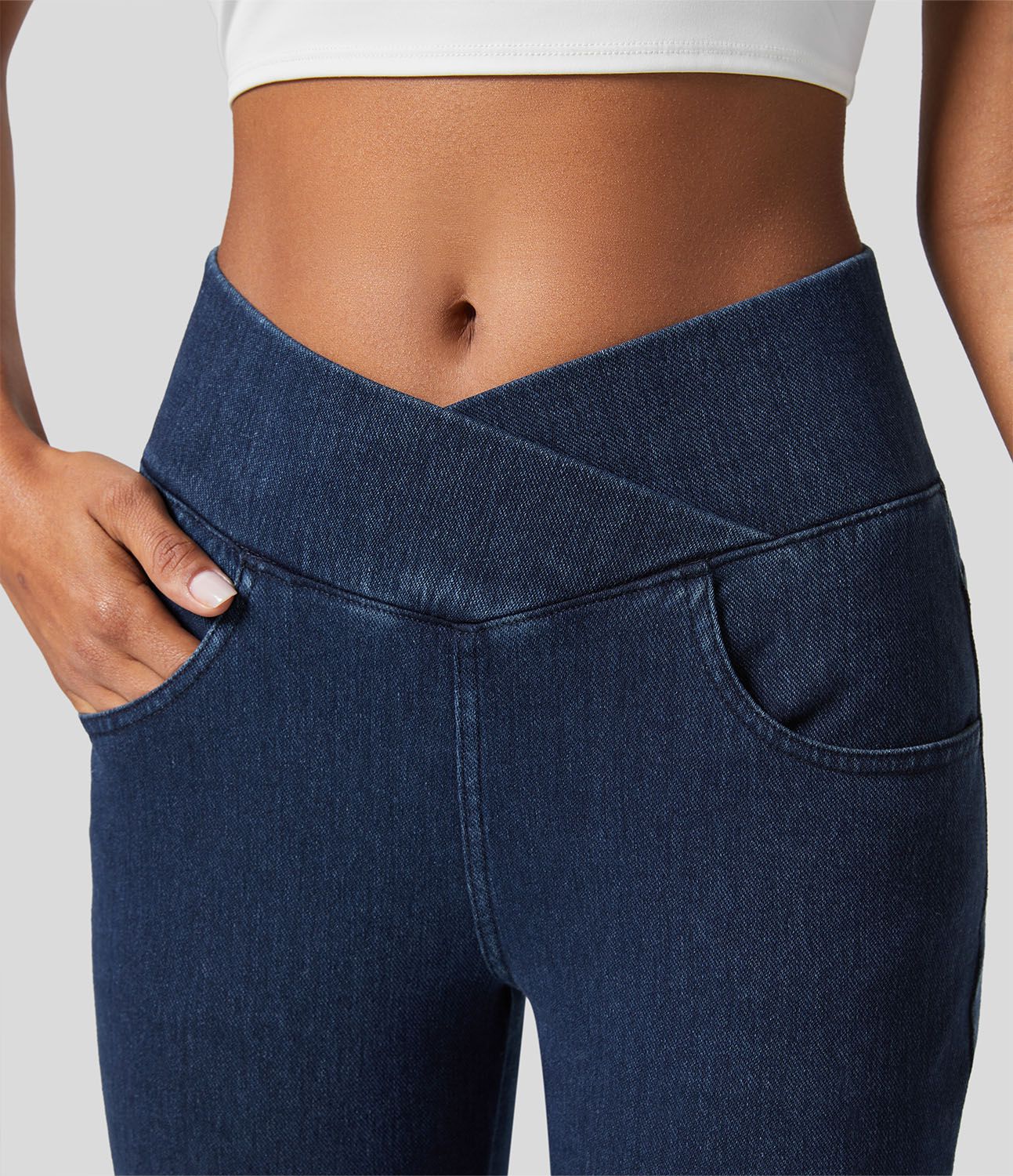 Halara Flex™ Denim Heat Legging casual 7/8 taille haute croisée avec poches