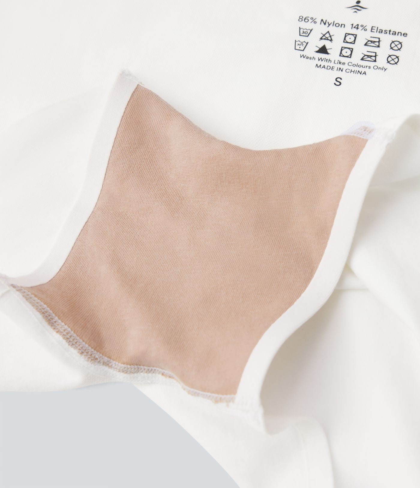Shorty d'intérieur gainant taille haute sans couture OneForm Seamless Flow