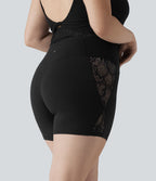 Grande taille SoftlyZero™ Cycliste de yoga taille haute croisée 12,5 cm avec dentelle contrastée, poche et protection UPF 50+
