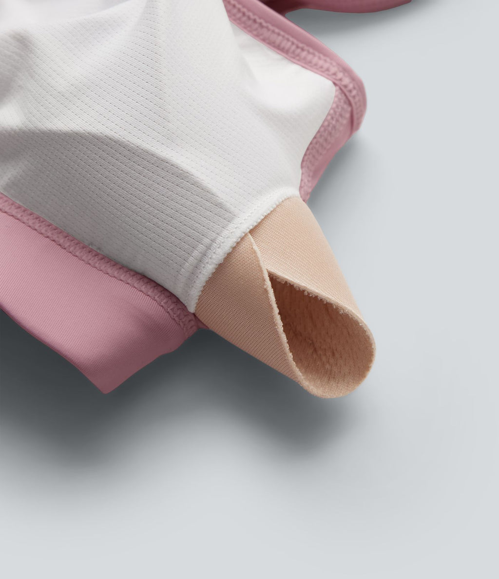 Débardeur effet frais InstantCool à encolure en U avec dos nageur, coussinets amovibles et protection solaire UPF50+