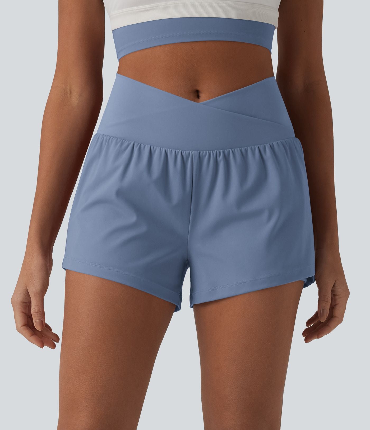 Short de yoga 2-en-1 SoftlyZero™ Airy croisé taille haute 7,5 cm effet frais InstantCool avec poches