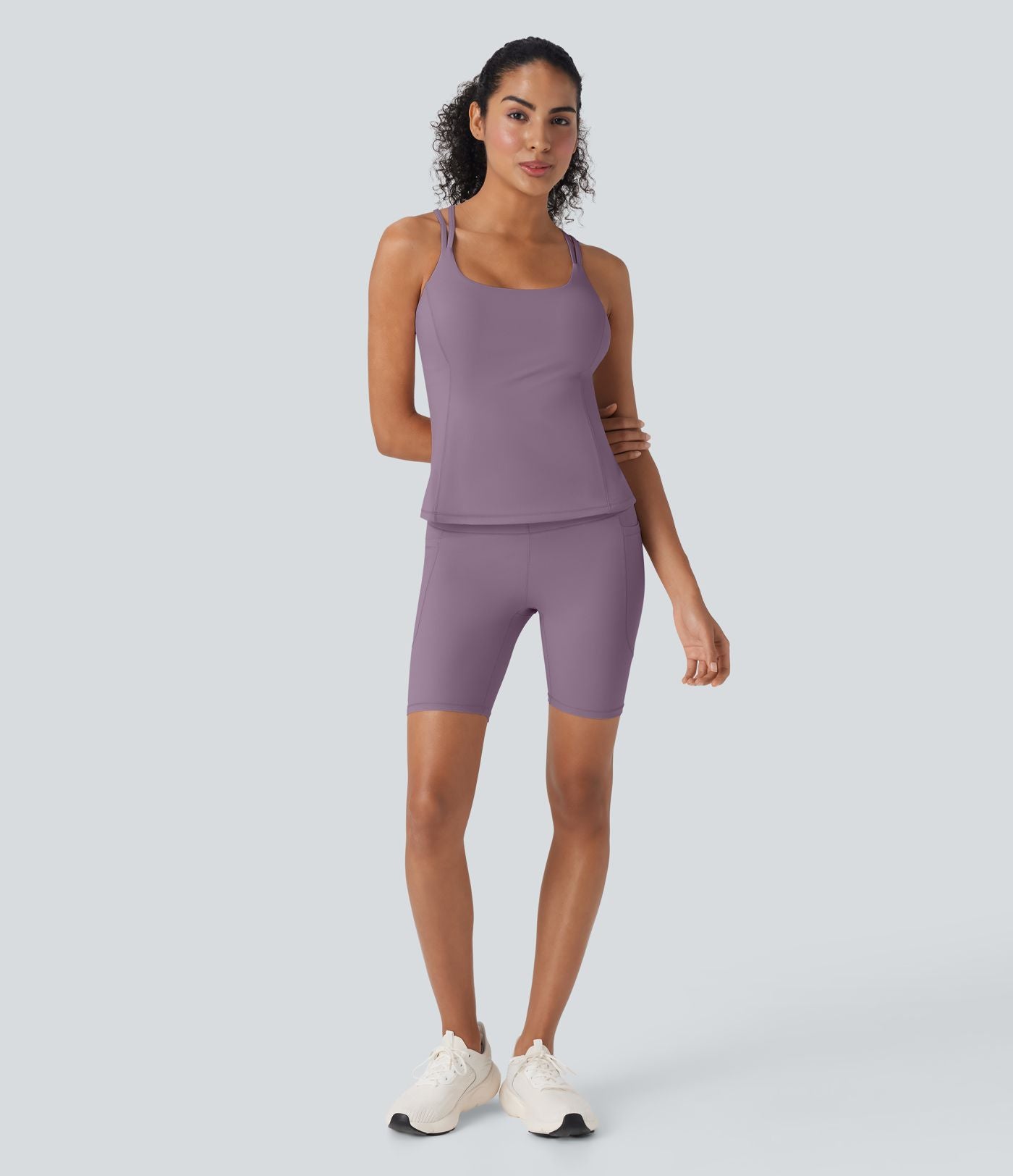 Short cycliste 7,5 cm d'entraînement gainant galbant taille haute avec effet scrunch et poches Halara UltraSculpt™