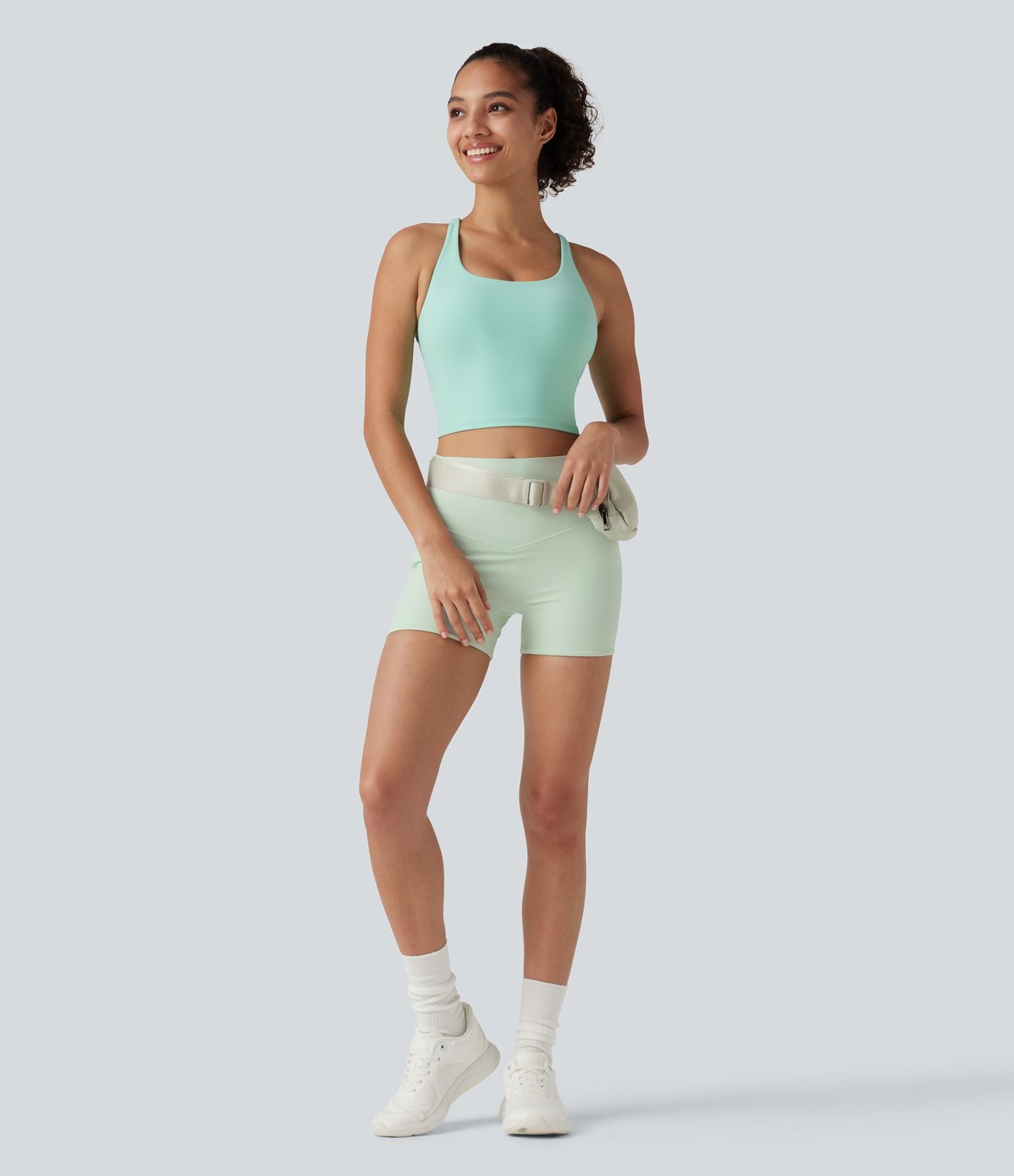 Short cycliste d’entraînement Halara UltraSculpt™ 8cm taille haute gainant avec poches