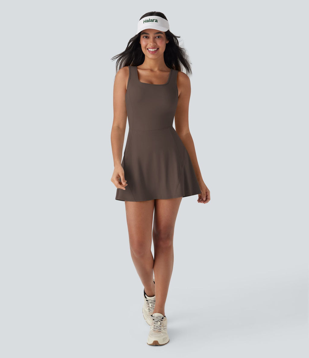 Robe SoftlyZero™ Airy de danse mini 2-en-1 dos nu, col U, bretelles croisées, poches latérales et effet frais InstantCool, accès facile Easy Peasy