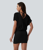 Robe micro mini moulante décontractée col V manches courtes dos noué