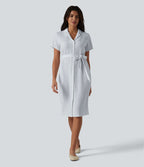 Robe-chemise midi tailleur à manches courtes et col, aspect lin à rayures, ceinturée et avec poches