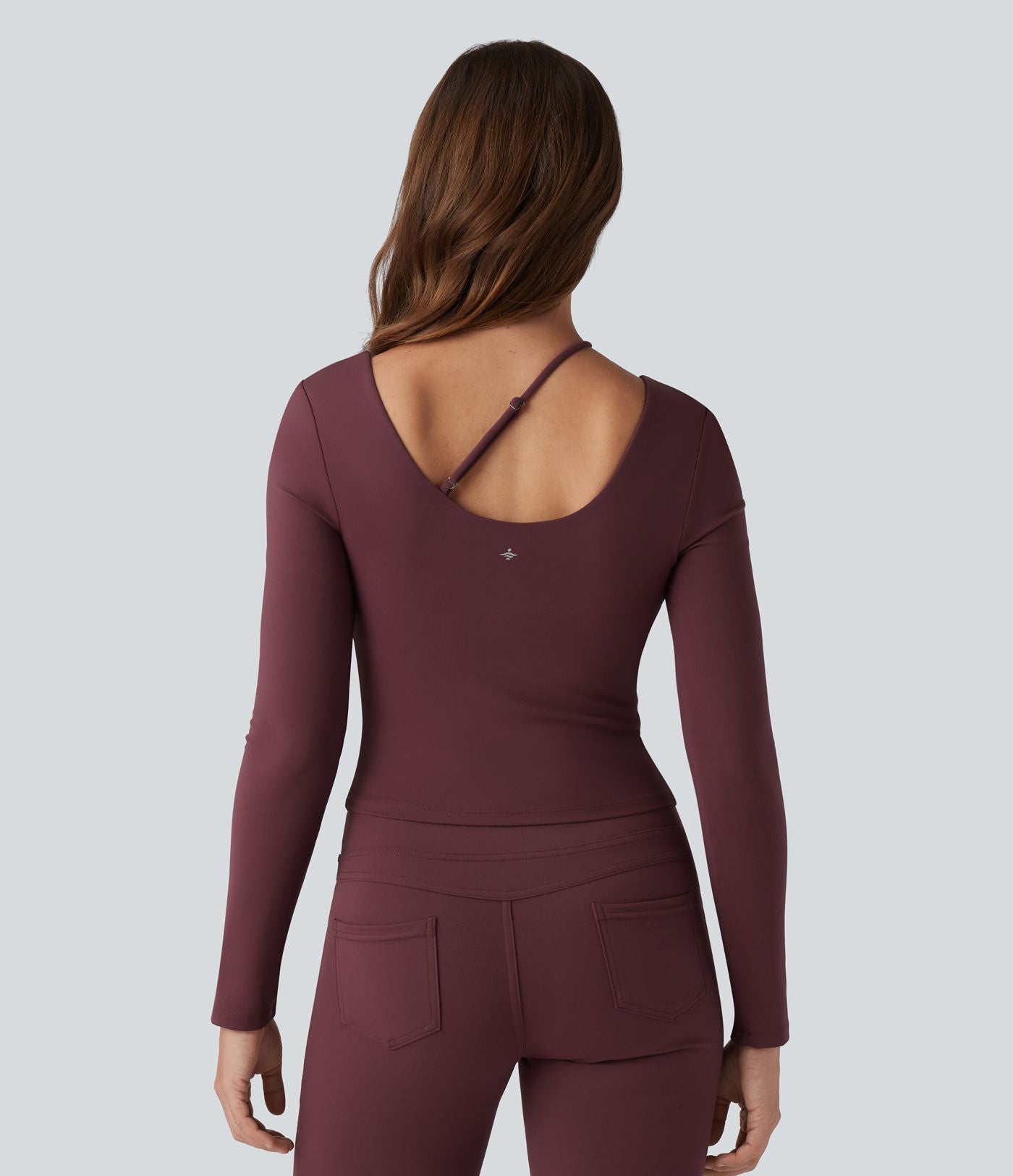 Haut de yoga SoftlyZero™ Plush push-up asymétrique à manches longues