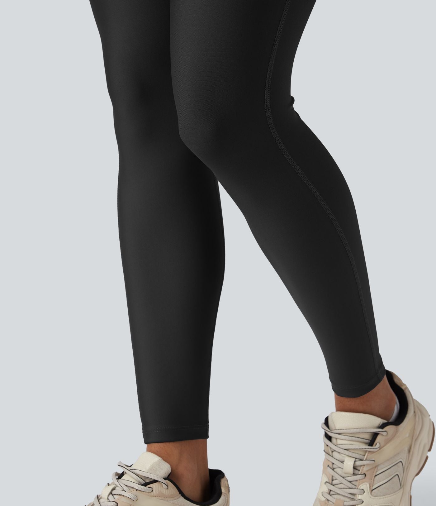 Legging sculptant d'entraînement 7/8 brillant taille haute gainant avec effet push-up fessier