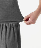 Robe mini casual fluide 2-en-1 col U avec brassière intégrée et poches — Édition Easy Peasy