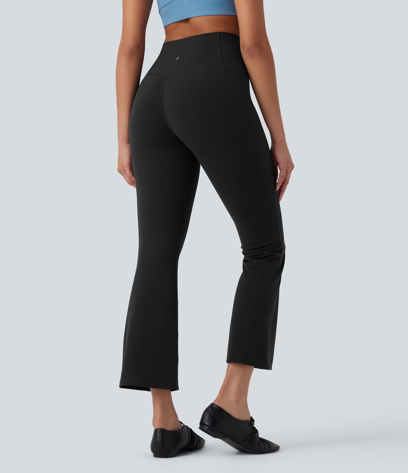 Pantalon 7/8 de yoga à coupe bootcut gainant taille haute avec poches Halara UltraSculpt™