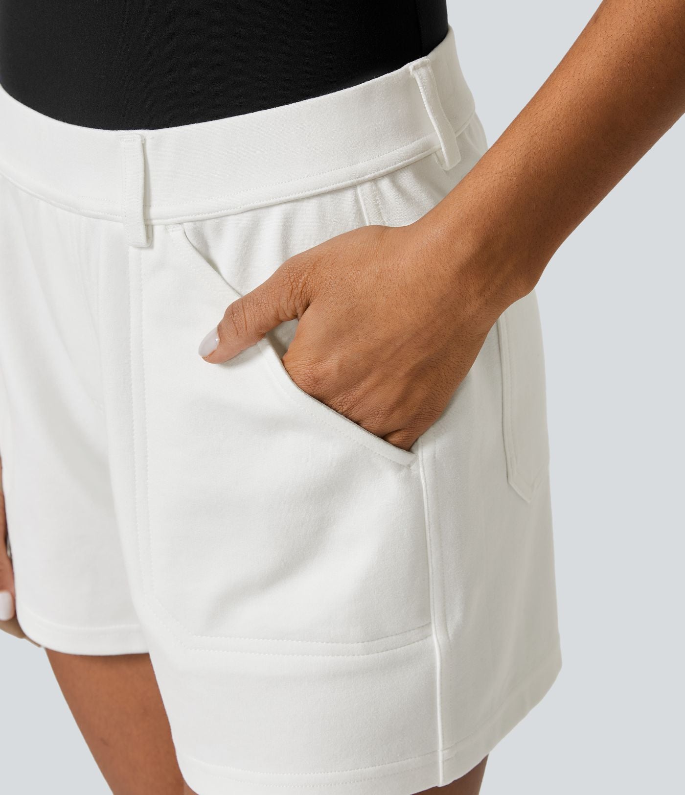 Short de travail taille moyenne avec poches