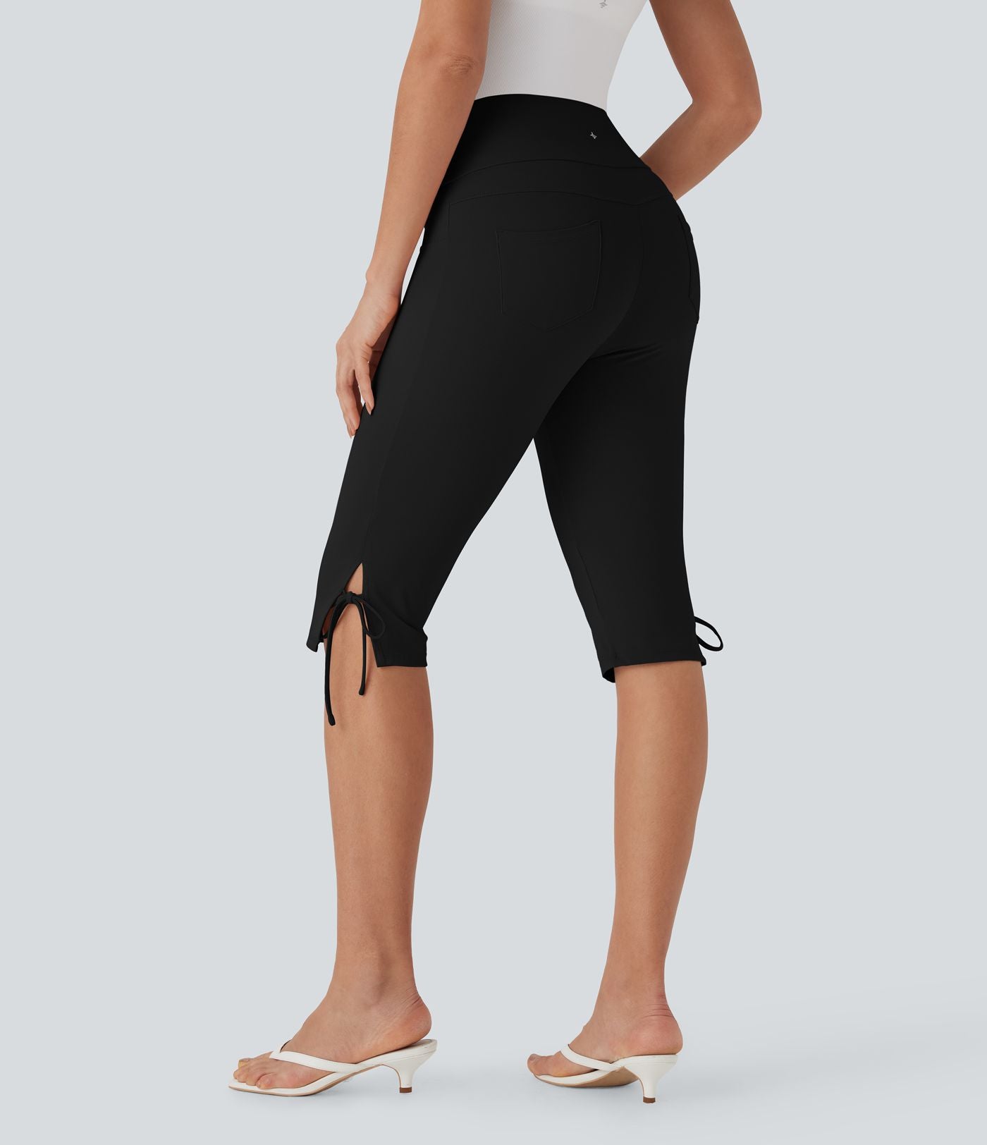 Pantalon corsaire décontracté taille moyenne à laçage avec poches arrière