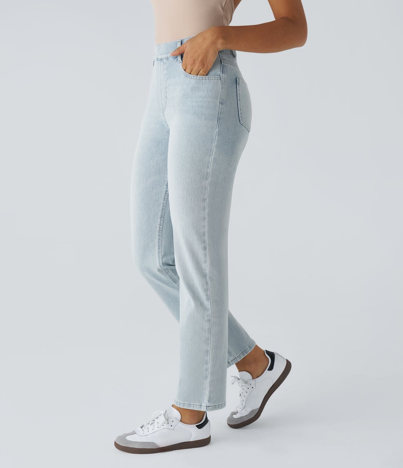 Jean droit Halara Flex™ à taille haute, poches multiples, effet délavé et tissu extensible