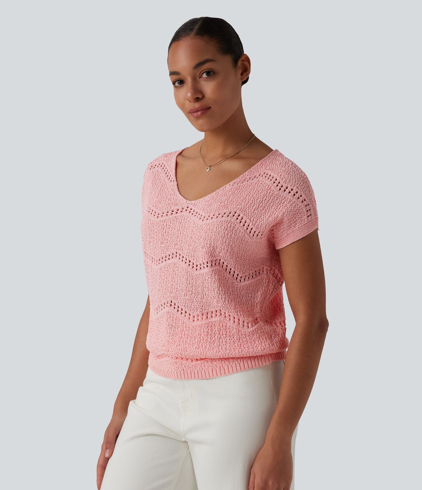 Pull col V manches courtes