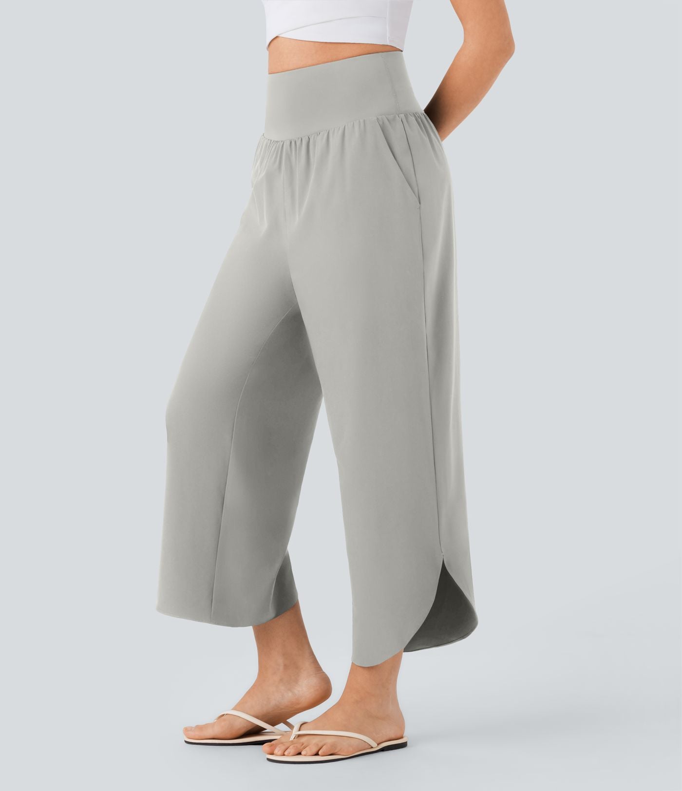 Pantalon fluide resort Breezeful™ à séchage rapide, coupe fendue et effet ventre plat