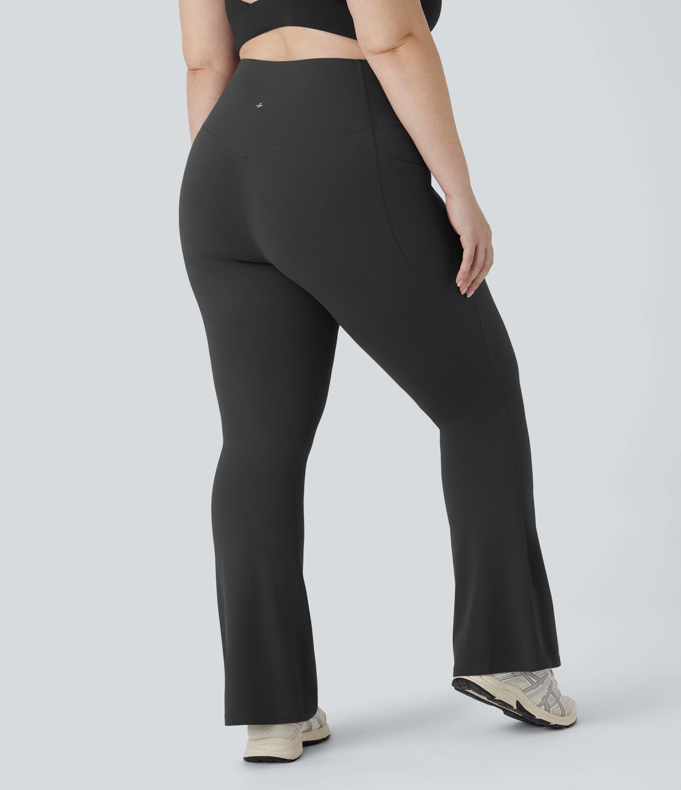 Pantalon de yoga à coupe bootcut gainant taille haute grande taille avec poches Halara UltraSculpt™
