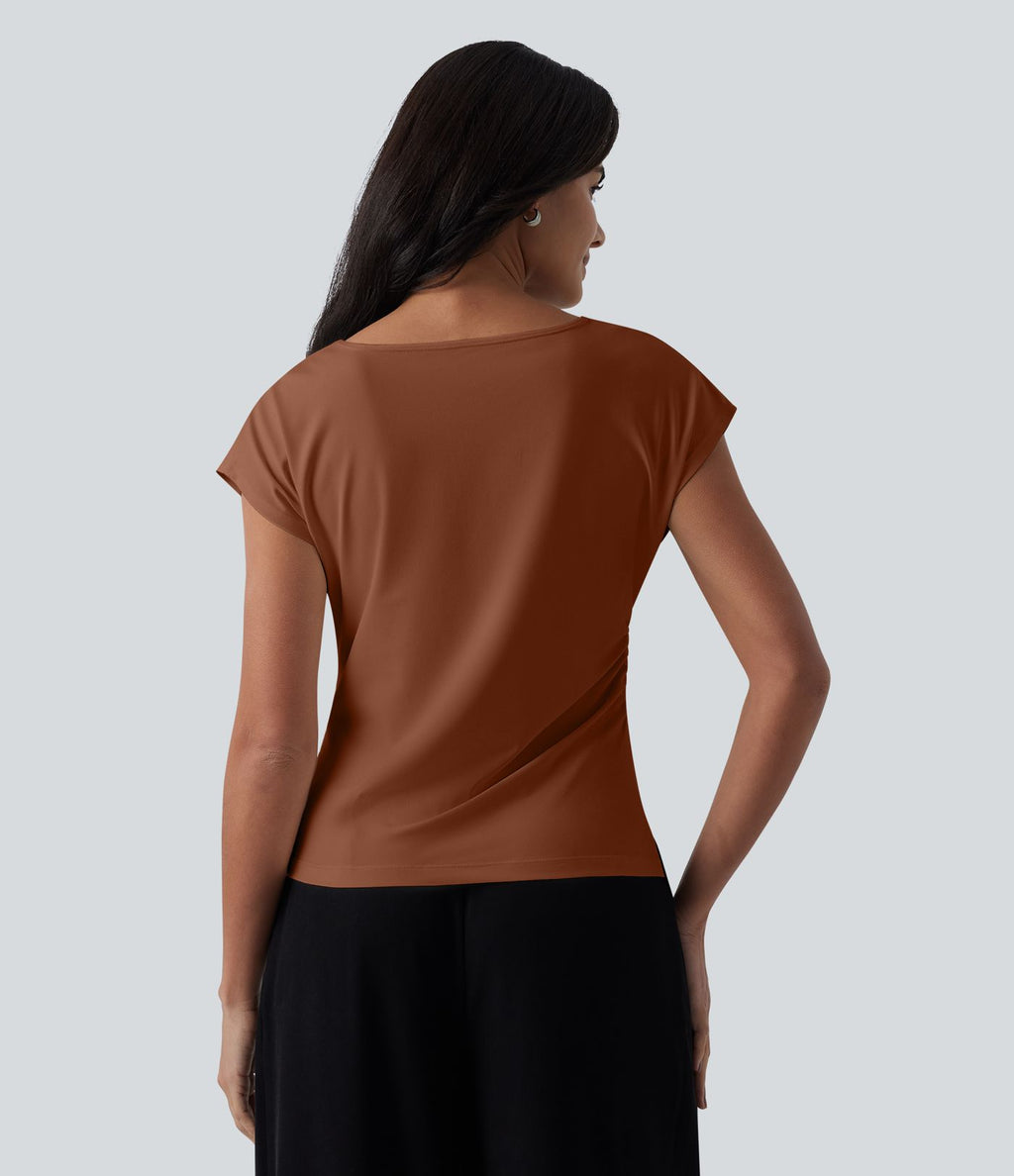 Blouse tailleur asymétrique col drapé manches courtes avec fronces et ourlet fendu