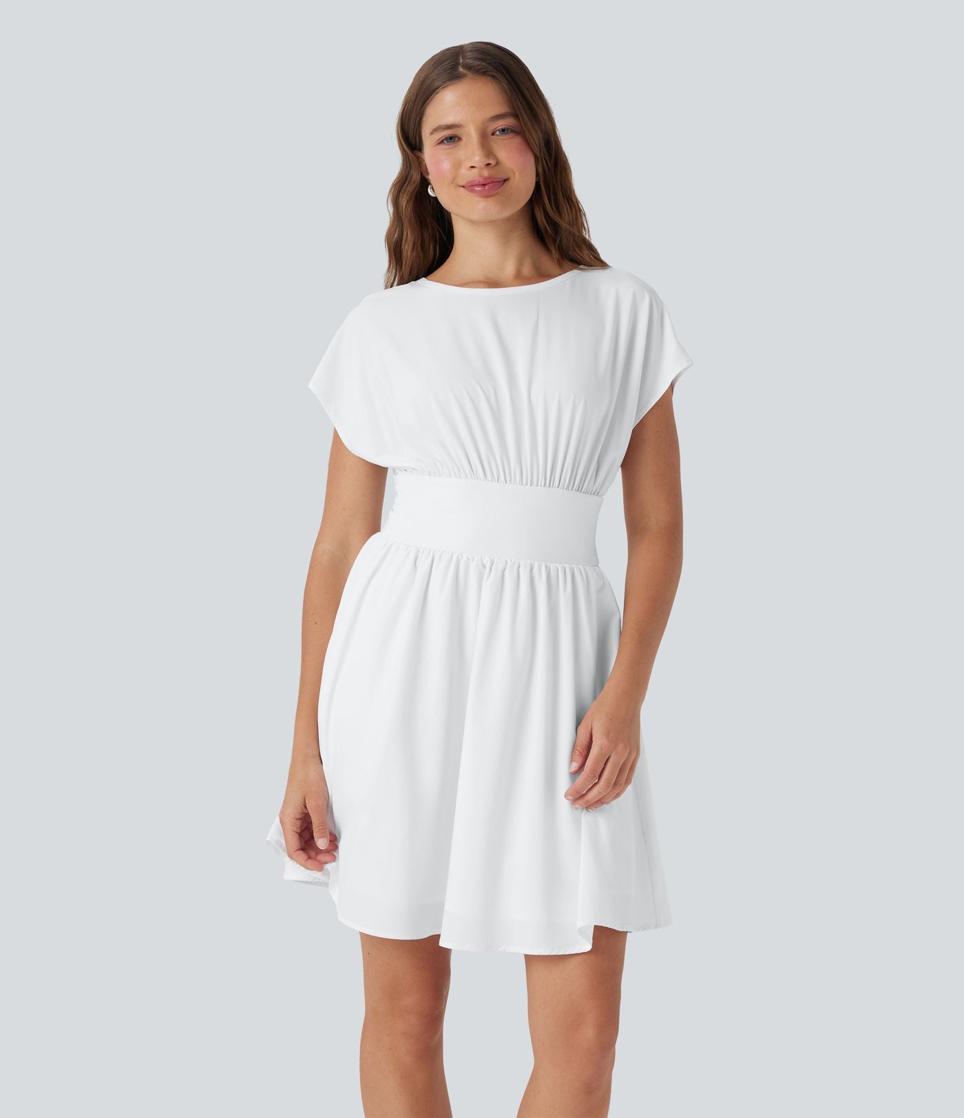 Robe de travail mini Breezeful™ manches chauve-souris courtes fluide séchage rapide avec poches latérales