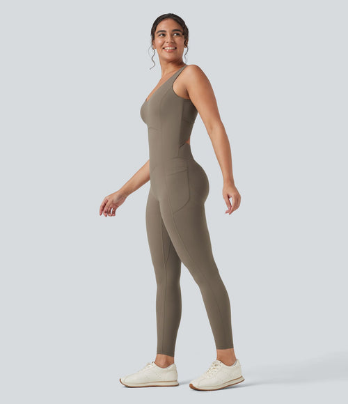 Combinaison de sport Halara UltraSculpt™ col V gainante push-up à poches