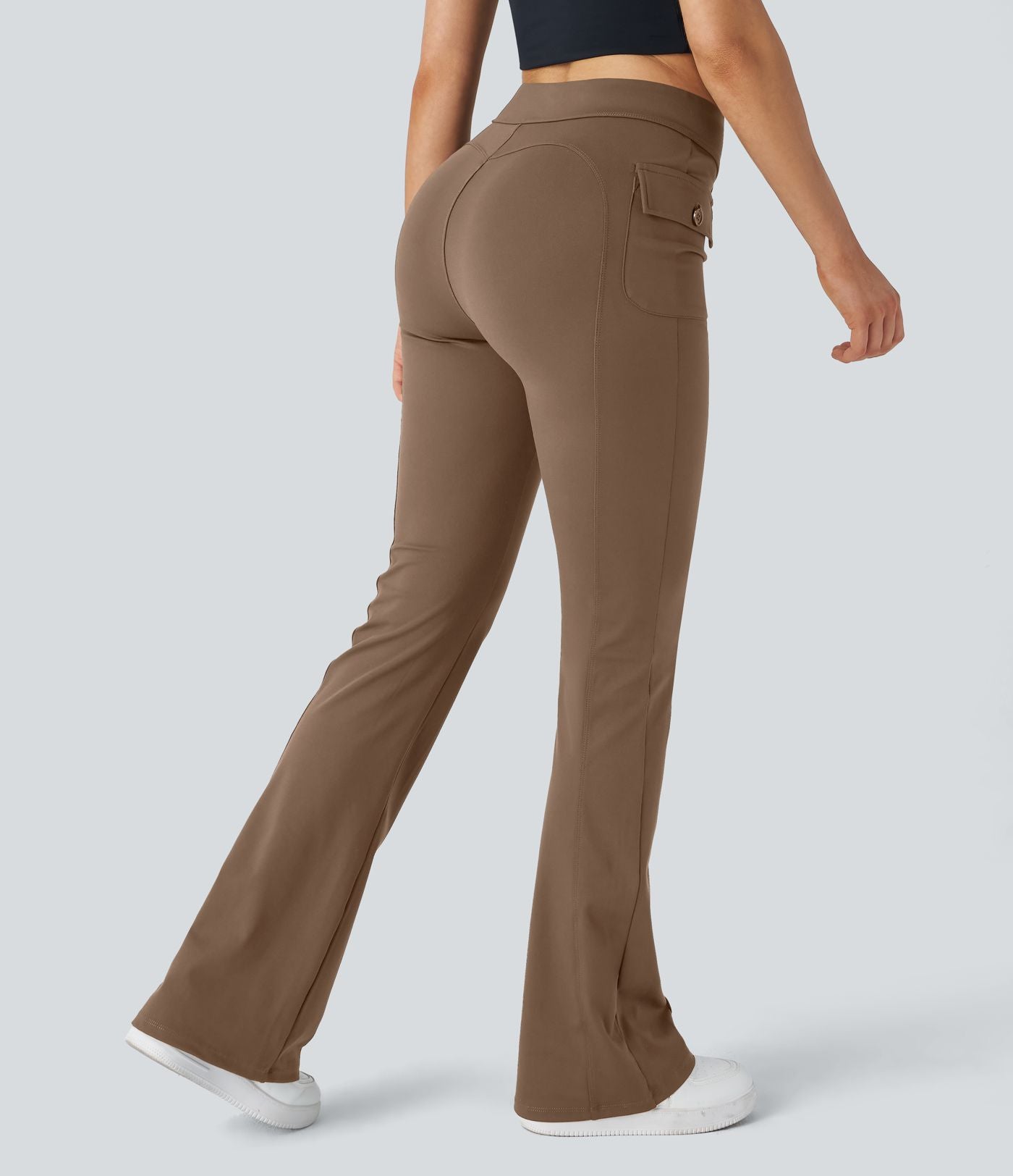 Pantalon cargo décontracté évasé taille haute avec poches à rabat latérales