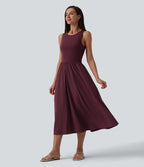 Robe mi-longue décontractée col rond sans manches découpes