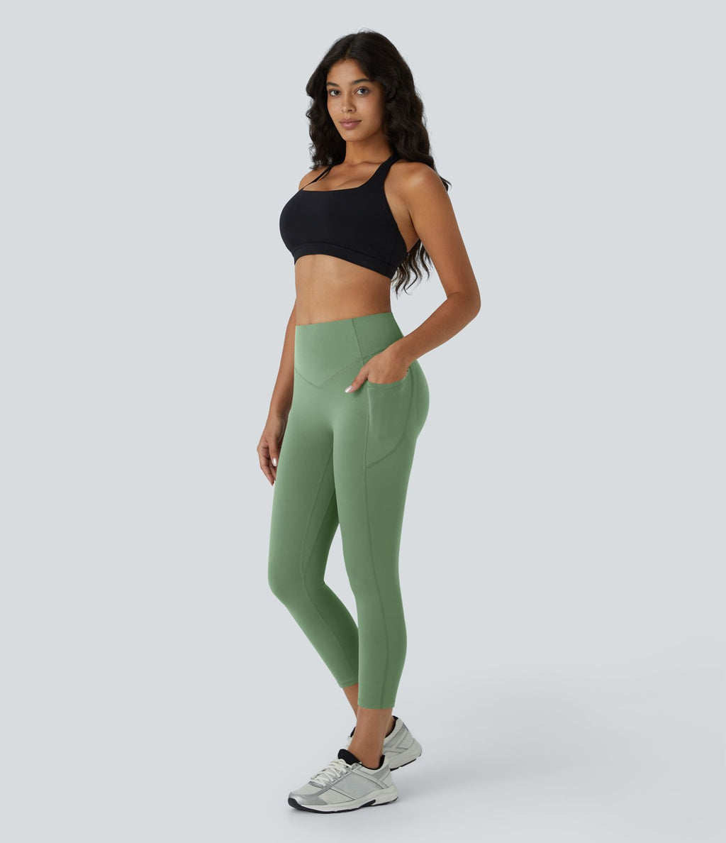 Legging corsaire d'entraînement gainant galbant taille haute avec effet scrunch et poches Halara UltraSculpt™