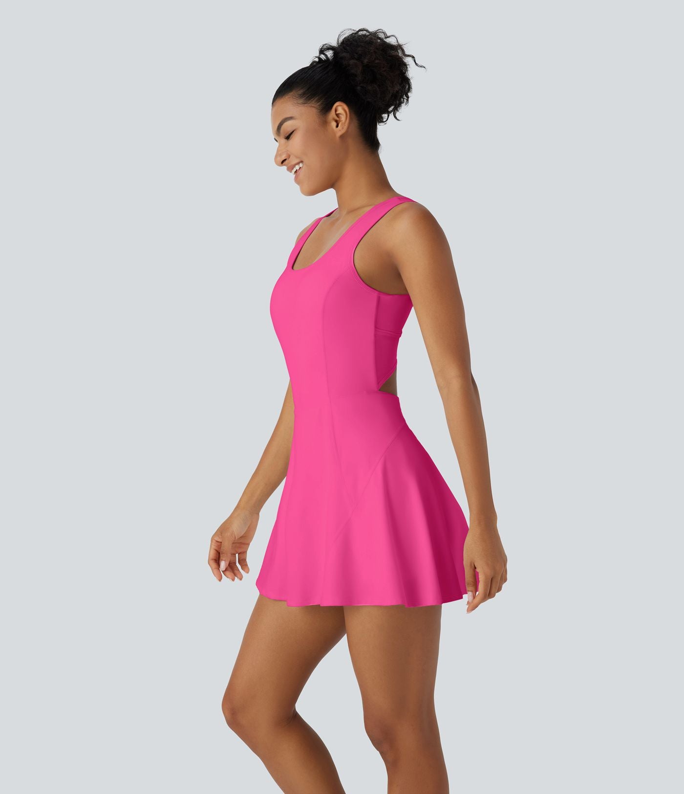 Softlyzero™ Airy Robe Sport de danse courte 2-en-1 avec dos nu croisé, encolure en U et poches latérales