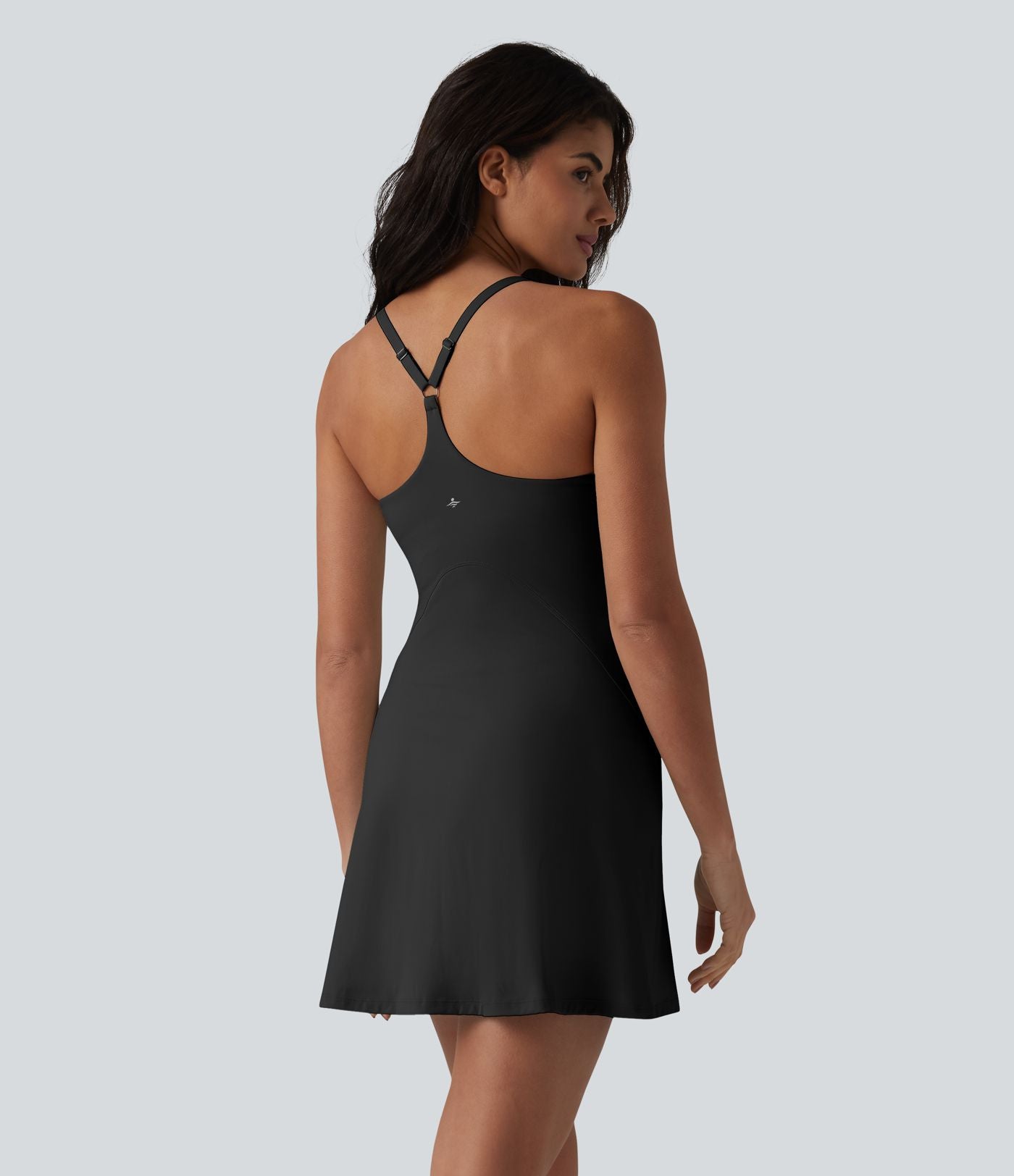 Robe de sport mini SoftlyZero™ Airy 2-en-1 effet frais InstantCool à bretelles, dos nu et poches, accès facile Easy Peasy
