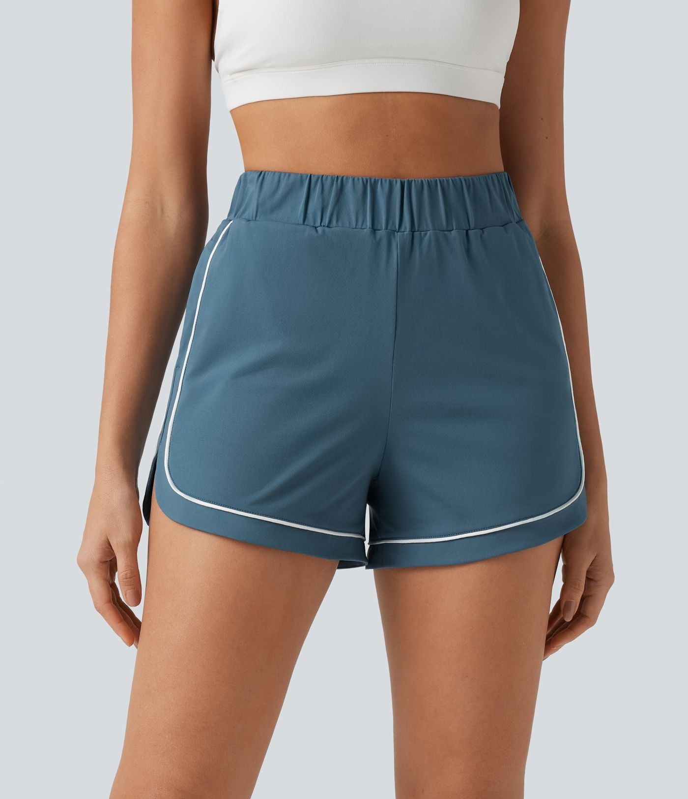 Short de yoga ample taille haute colorblock à bande latérale 7,5 cm avec poches