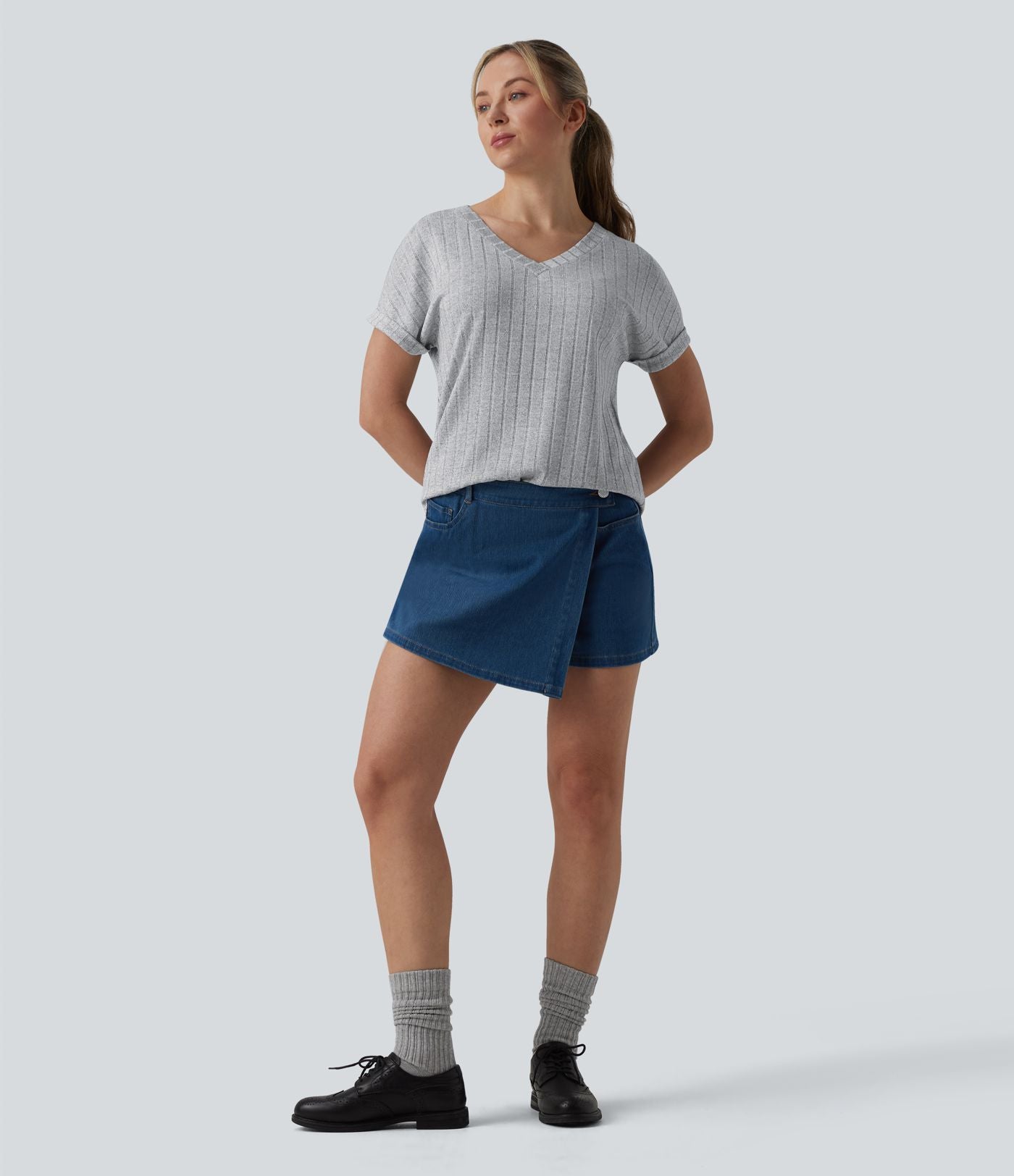 T-shirt décontracté col V manches courtes